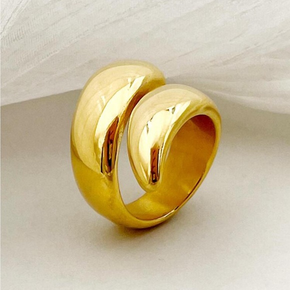Posh Chronicles Jewelry - New 18K Gold Plated Minimalist Shape Cuff Ring